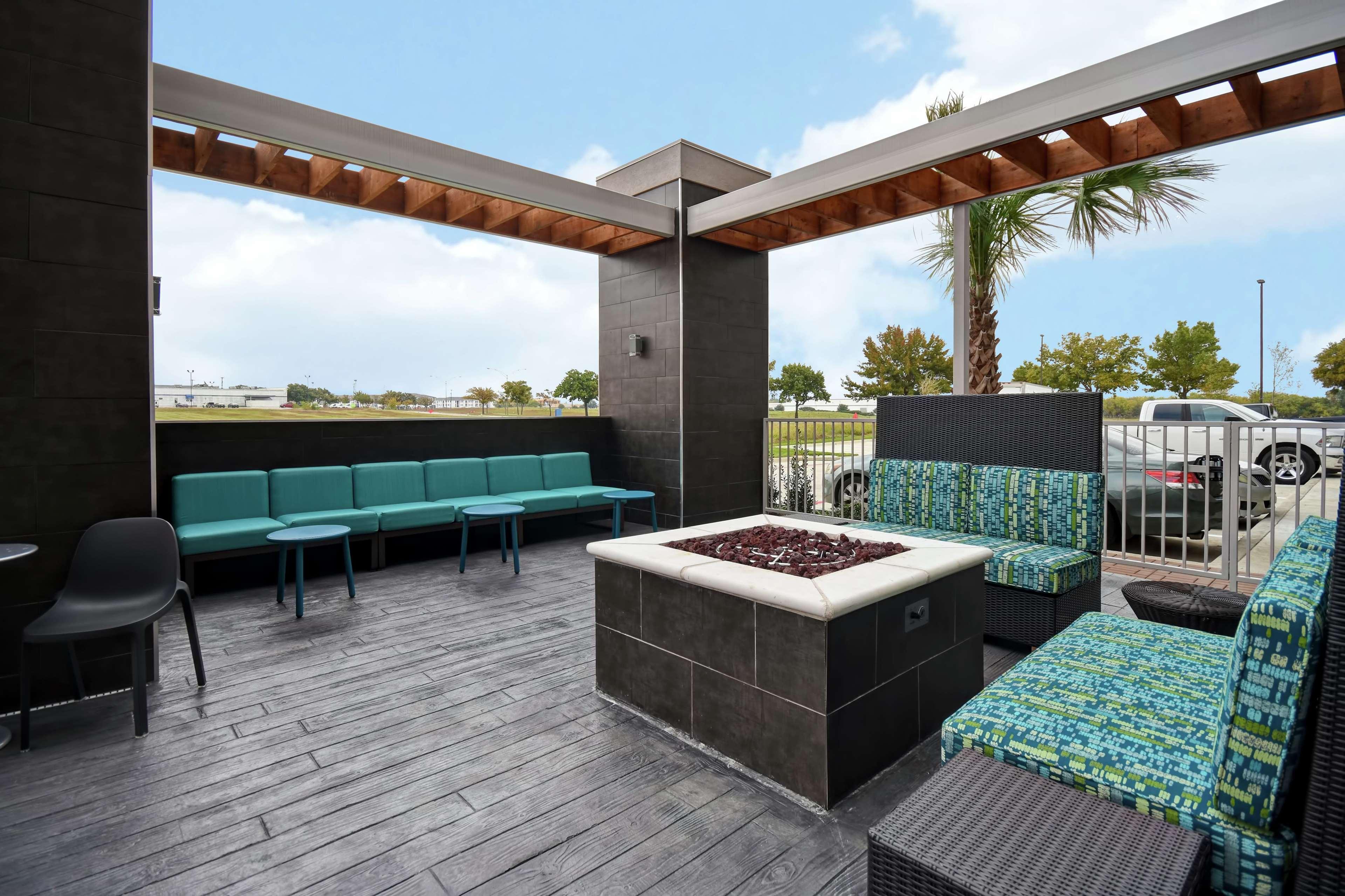 Home2 Suites By Hilton Fort Worth Fossil Creek Экстерьер фото